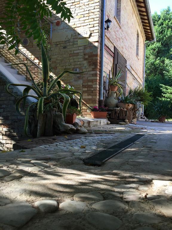 Maison Diamanti Castel di Lama Exteriör bild